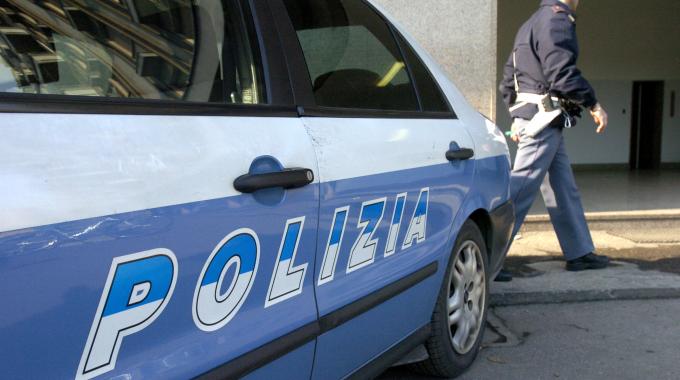 La Polizia di Stato cattura 34enne: aveva appena rapinato un supermercato di Volla