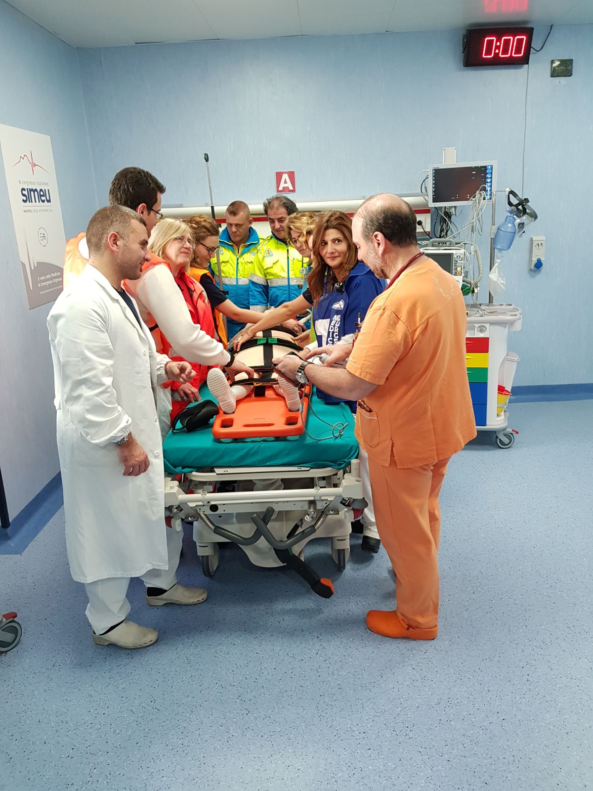 Sanità, al neo pronto soccorso CTO di Napoli, simulazione di un intervento di 118
